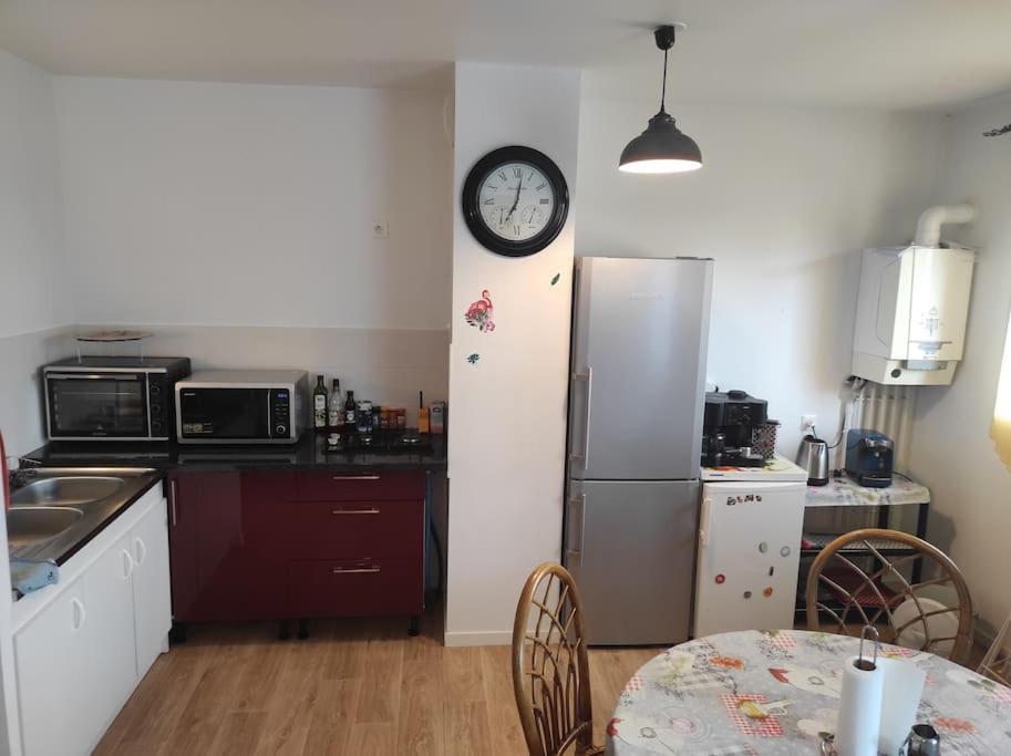 Ti Mat Apartment Сен-Брук Екстериор снимка
