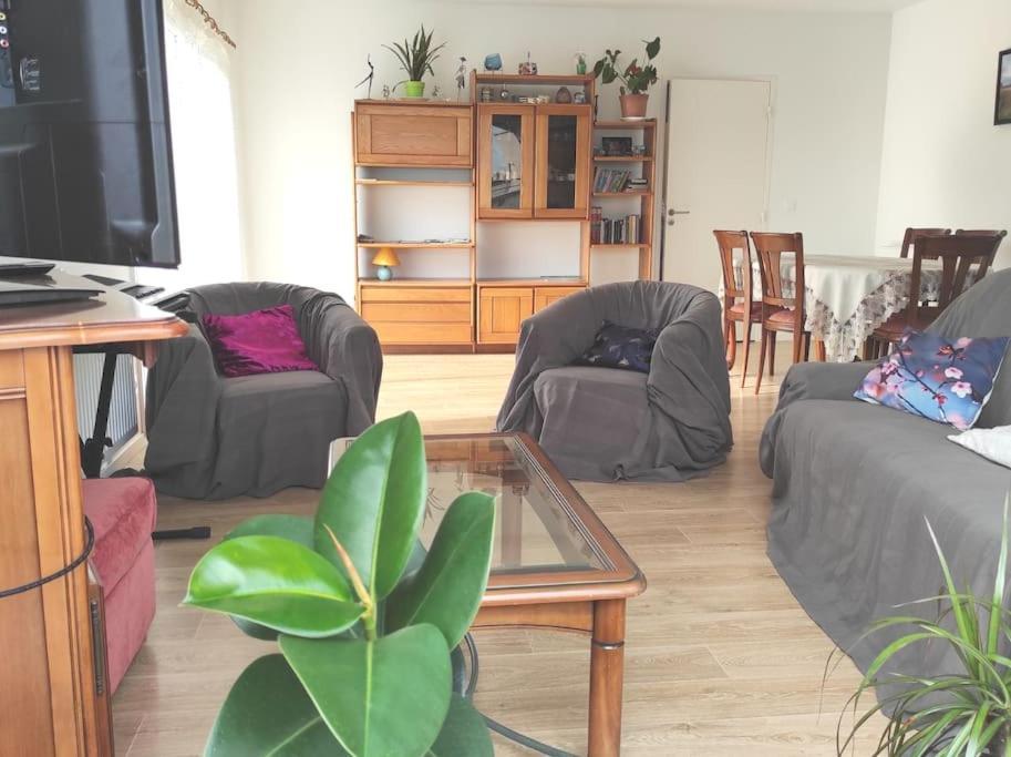 Ti Mat Apartment Сен-Брук Екстериор снимка